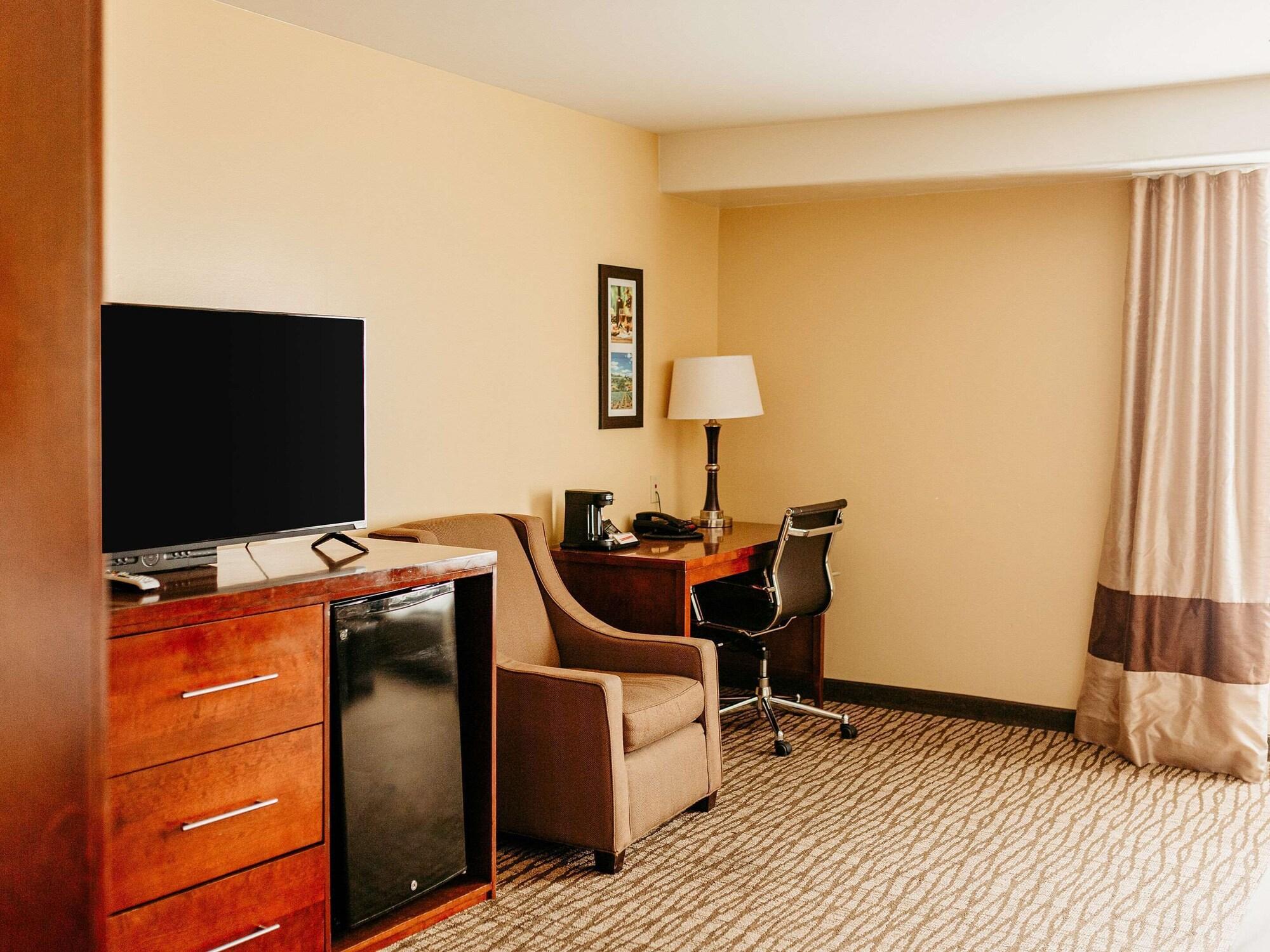 Comfort Inn Pomona Near Fairplex Bagian luar foto