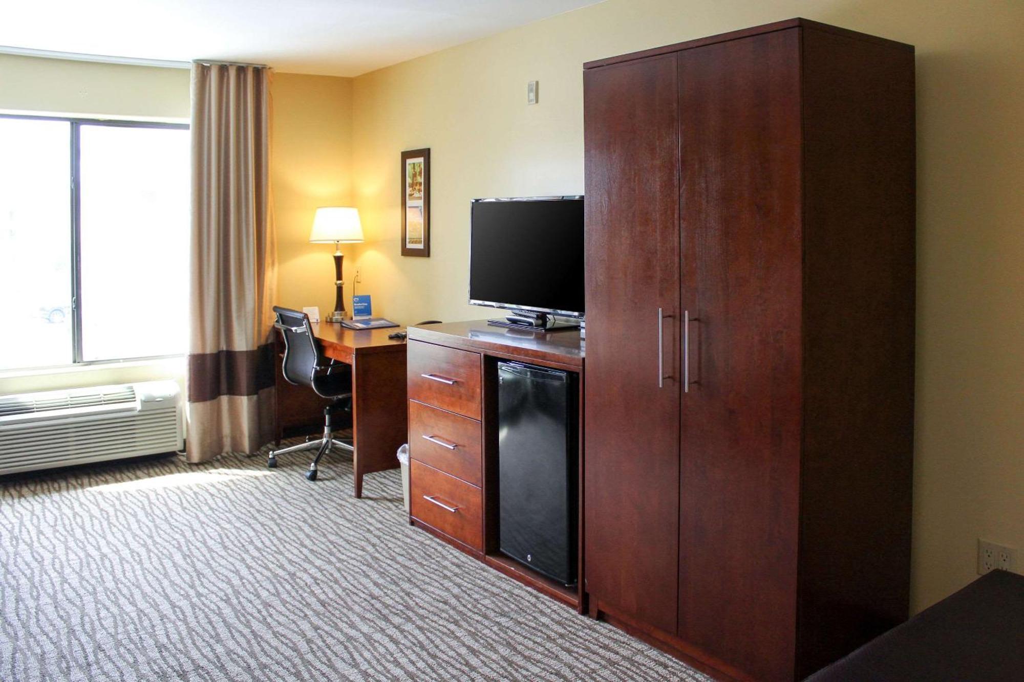 Comfort Inn Pomona Near Fairplex Bagian luar foto
